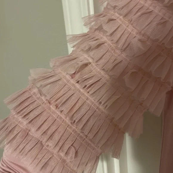 Pink top - Picture 2 of 4